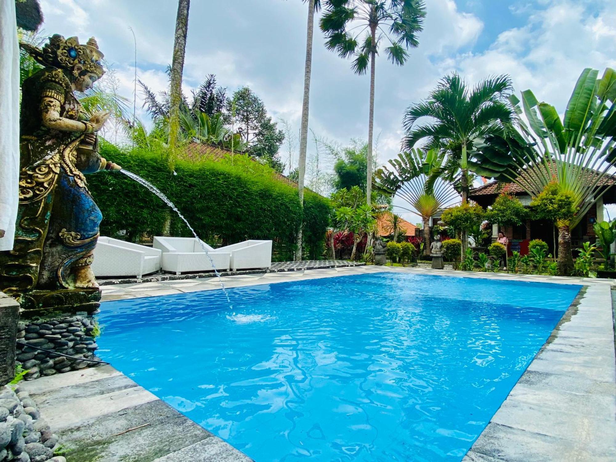 Dong Loka Guesthouse Bali Carangsari Exterior photo