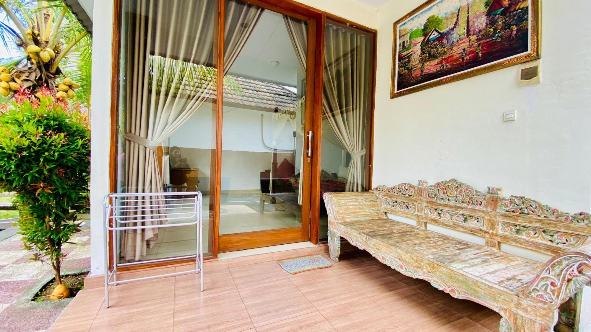Dong Loka Guesthouse Bali Carangsari Exterior photo